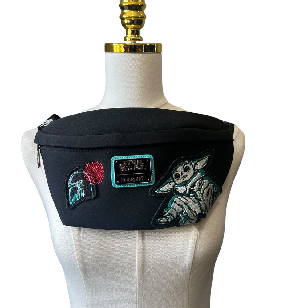 Disney Star Wars Loungefly Mandalorian Grogu Fanny Pack Belt Bag Adjustable